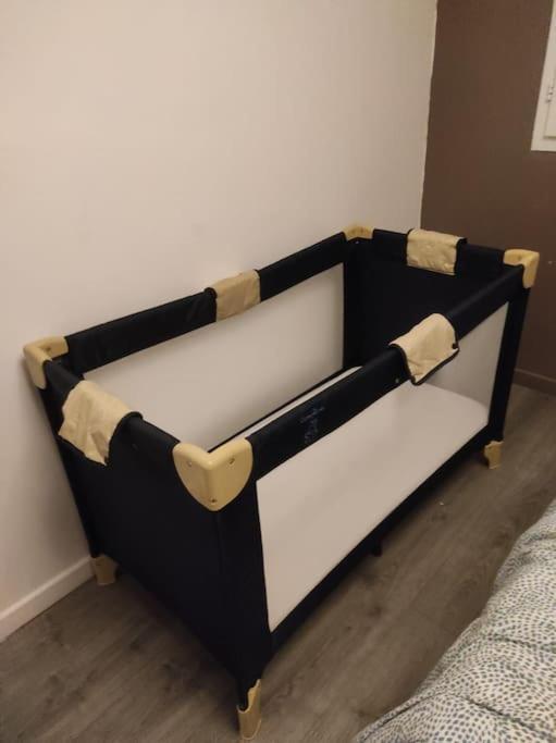 City & Cosy, Lyon Charcot- Wifi - Lave Linge - Balcon - Parking Εξωτερικό φωτογραφία