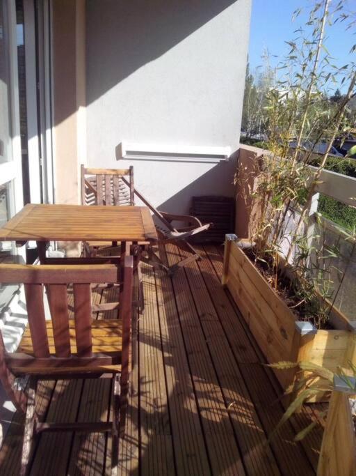 City & Cosy, Lyon Charcot- Wifi - Lave Linge - Balcon - Parking Εξωτερικό φωτογραφία