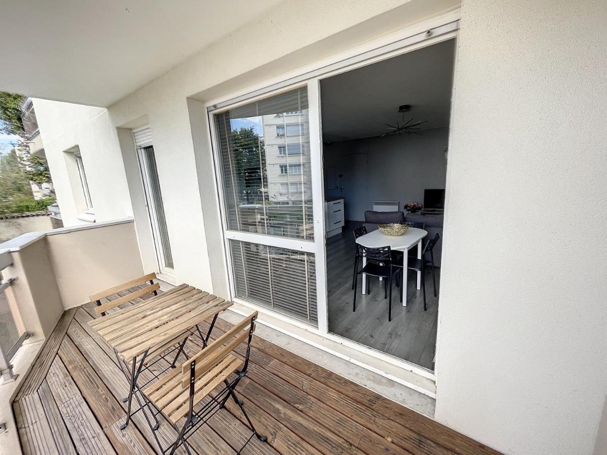 City & Cosy, Lyon Charcot- Wifi - Lave Linge - Balcon - Parking Εξωτερικό φωτογραφία