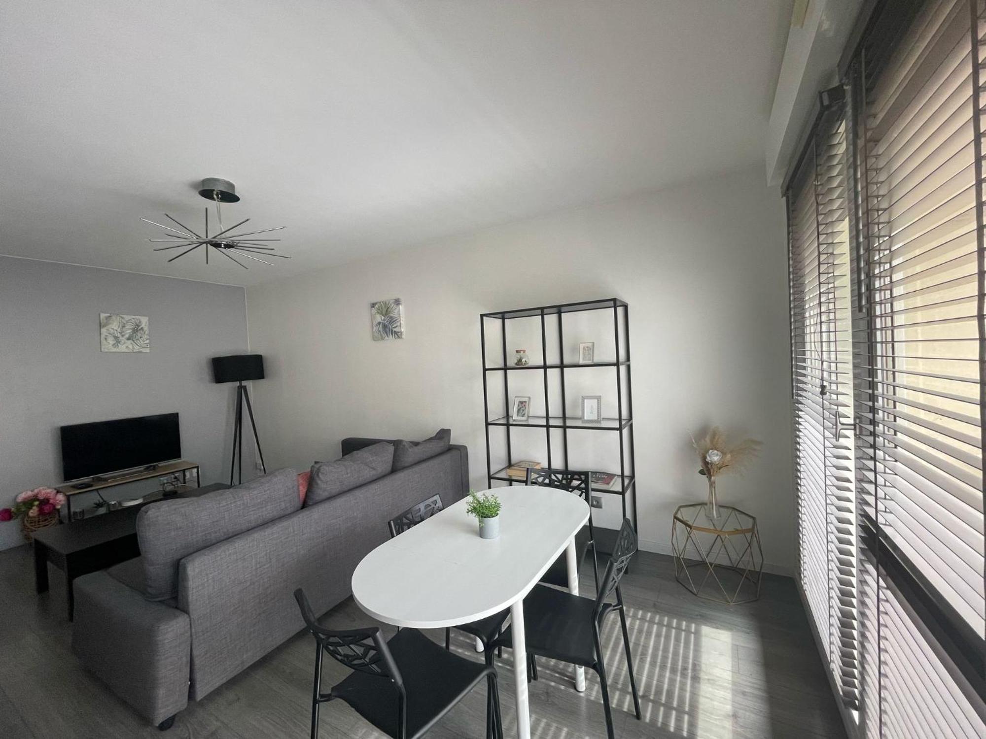 City & Cosy, Lyon Charcot- Wifi - Lave Linge - Balcon - Parking Εξωτερικό φωτογραφία